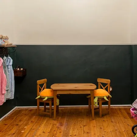 La De Maruchi Πανδοχείο